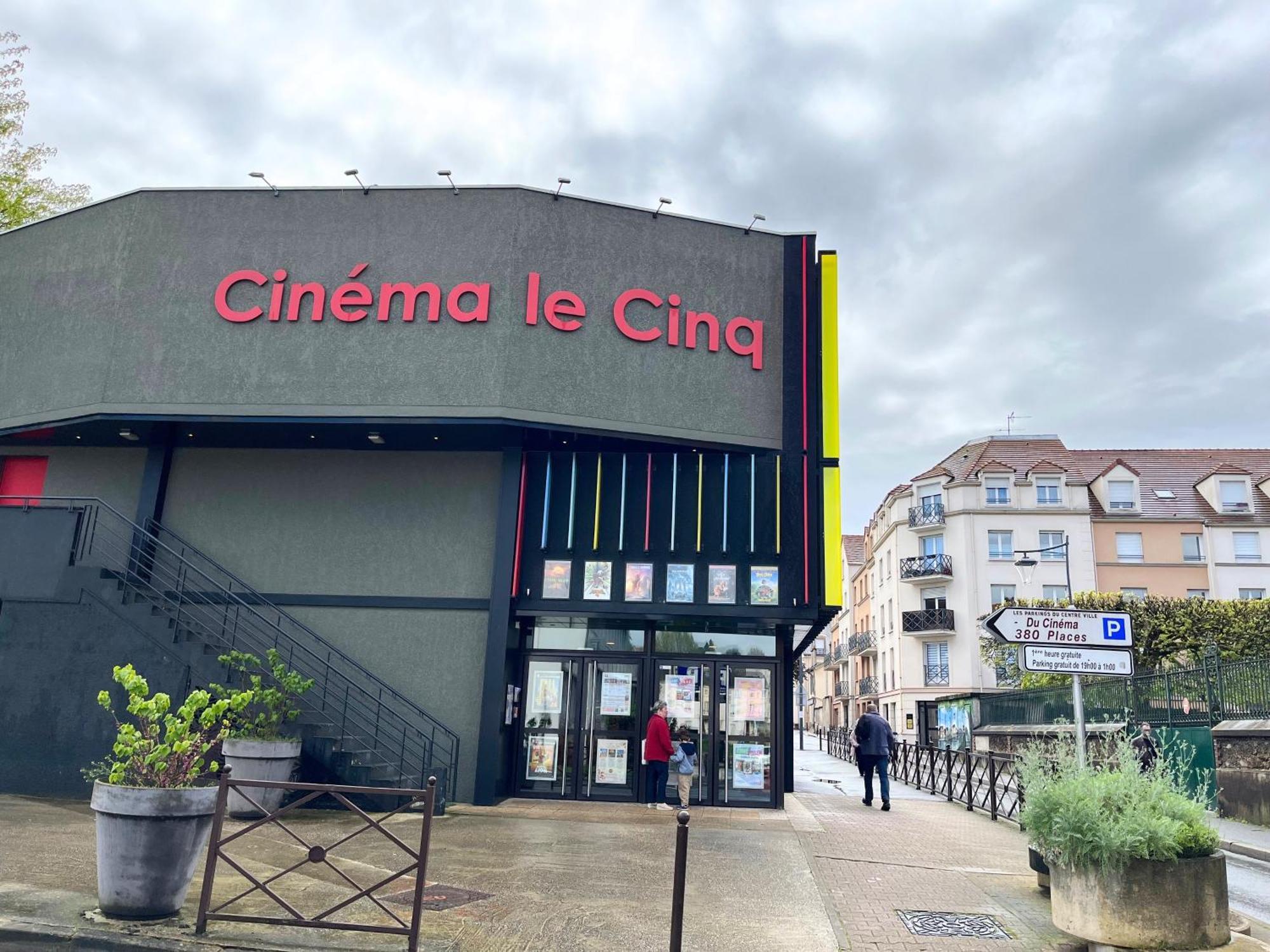 Paris Cocon - Disneyland, Parking, Hypercentre, Train Station Lagny Buitenkant foto